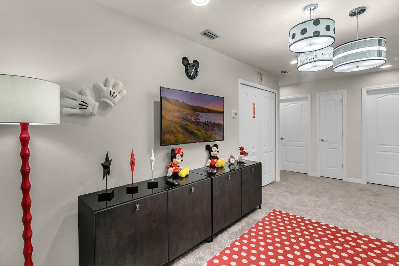 5 Bedrooms - 4,5 Bathrooms - Windsor At Westside 8928 Sa 올랜도 외부 사진
