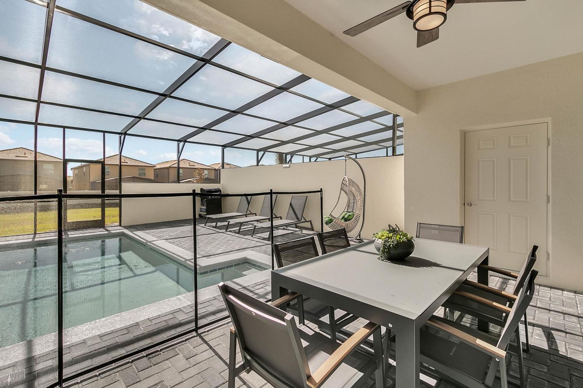 5 Bedrooms - 4,5 Bathrooms - Windsor At Westside 8928 Sa 올랜도 외부 사진